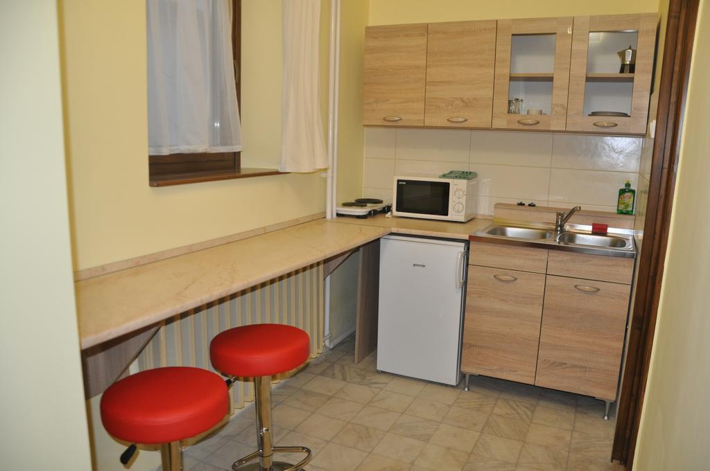 Gyopar Gyoengye Apartmanhaz Orosháza Exteriér fotografie